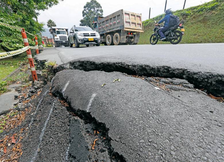  El estado de la vía del corregimiento. FOTO: El Colombiano