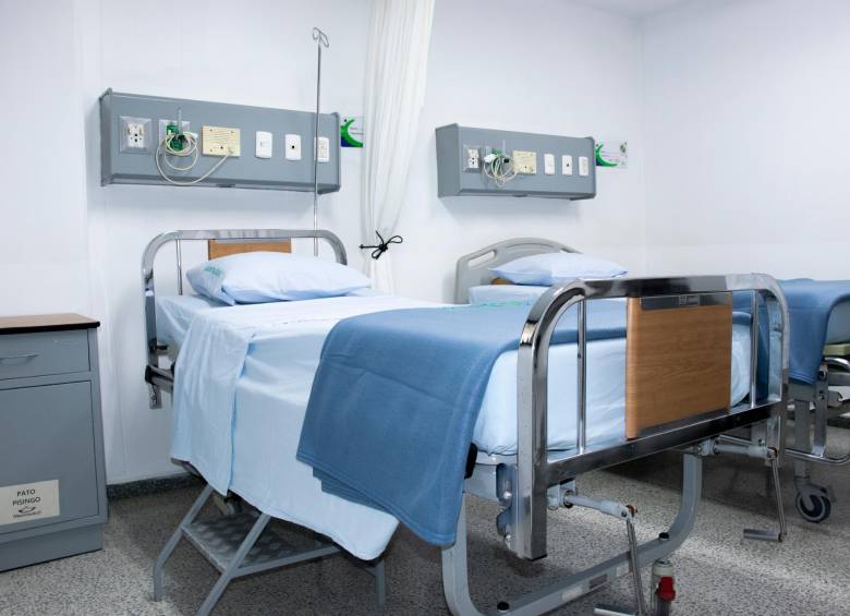 El servicio de hospitalización en Santa Cruz incluye 33 campas para la atención de adultos, entre otros aspectos. FOTO: Cortesía.