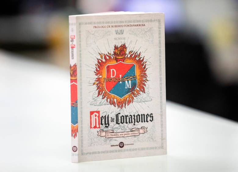 La primera edición del libro se publicó en noviembre del 2004. En esta nueva edición se incluyeron diez textos nuevos. FOTO Camilo suárez