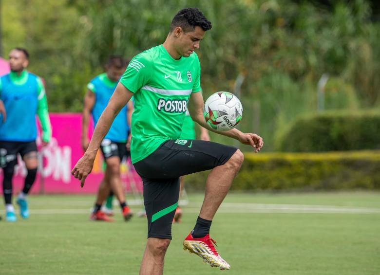 Durante el encuentro de ida de esta final, Giovanni Moreno pudo haber jugado sus últimos minutos en el estadio Atanasio Girardot, porque tras la final podría retirarse. FOTO carlos Velásquez