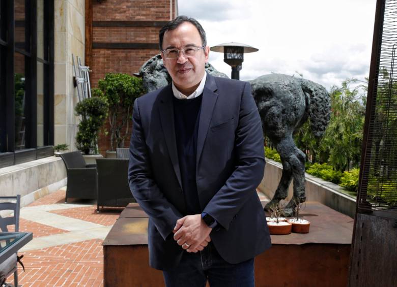 Hablan Benedetti, Roy y Prada: los 3 cerebros detrás del presidente electo