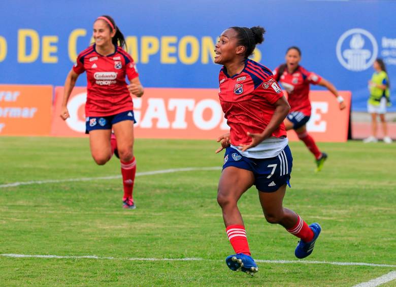 Las jugadoras del Medellín se reencontrarán con sus hinchas en el estadio Metropolitano de Ditaires, donde están invictas. FOTO Esneyder Gutiérrez