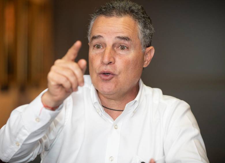 El gobernador Aníbal Gaviria pidió al Gobierno Nacional fortalecer la verificación de la disminución de acciones bélicas contra las comunidades. FOTO Esneyder Gutiérrez