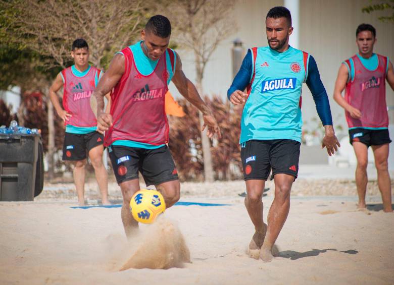 La Selección se medirá este sábado a Paraguay, el domingo a Chile y el lunes a Bolivia. El martes y el miércoles tendrá descanso, y terminará la primera fase el miércoles ante Venezuela. FOTO cortesía fcf