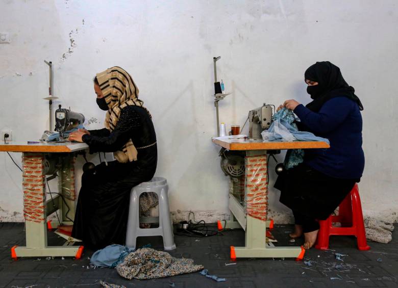 La ONU sostuvo que las mujeres afganas han manifestado sentirse “invisibles, aisladas y asfixiadas” bajo el régimen talibán. FOTO: EFE