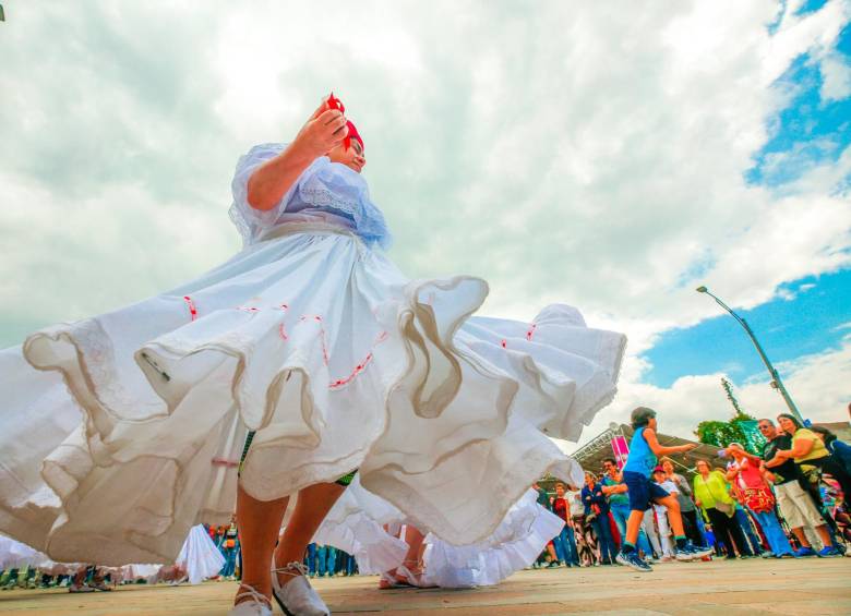La feria transcurrió a ritmo de tambores, bailes tradicionales y sabores autóctonos de cada territorio antioqueño. Foto: Camilo Suárez Echeverry