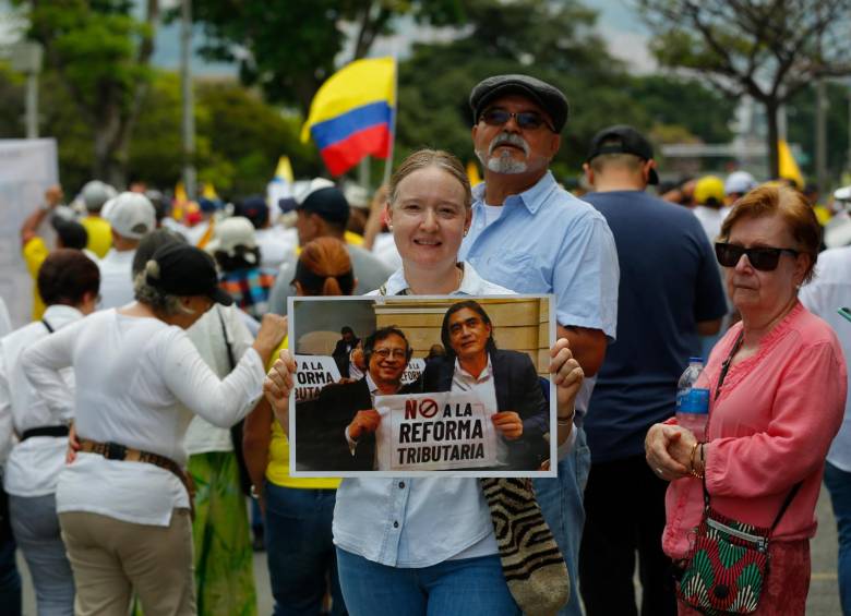 Varios de los marchantes cuestionan las reformas económicas anunciadas por el Gobierno Nacional. FOTO: CAMILO SUÁREZ