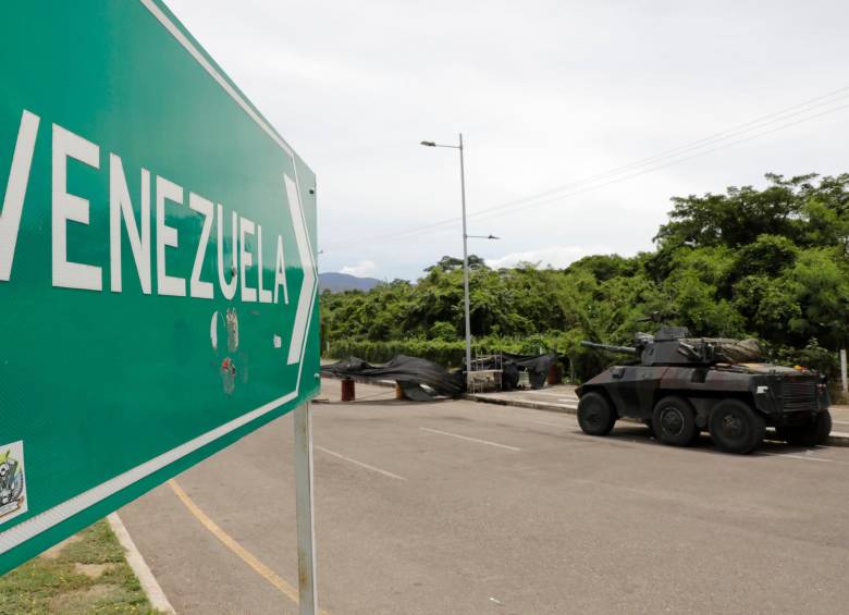 Aunque el puente de Tienditas estuvo terminado desde 2014, tras el rompimiento de relaciones entre Colombia y Venezuela no había sido posible su inauguración. FOTO: EFE.