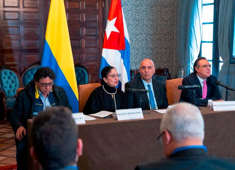 Entrega de ayudas humanitas a Cuba genera controversia. Foto: Twitter/@CancilleriaCol