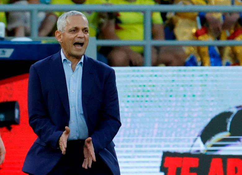 El entrenador de 65 años de edad es uno los principales candidatos para llegar al verde. FOTO: Juan Antonio Sánchez. 