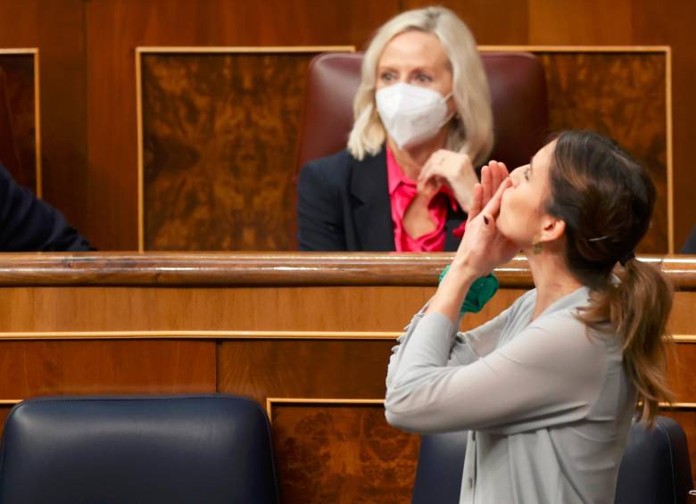 La ministra de Igualdad de España, Irene Montero, fue la promotora de la Ley Trans que consagra la autodeterminación de género. FOT: EFE 