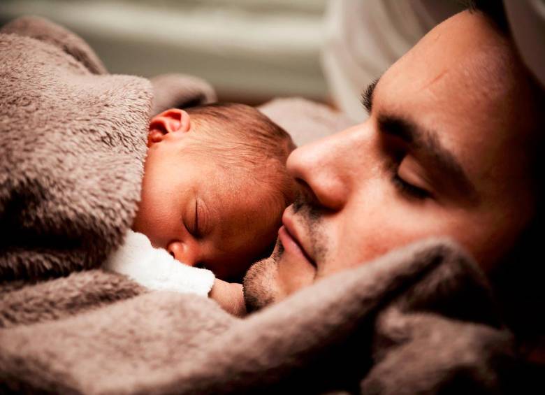 La Organización Mundial de la Salud (OMS) insiste en que dormir no es un placer sino una necesidad, y que debe hacerse al menos 6 horas al día. Foto: Pixabay