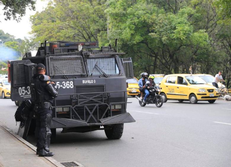 Integrantes del Esmad han llegado a varios puntos de concentración para actuar en caso de alguna alteración del orden público. FOTO: ESNEYDER GUTIÉRREZ
