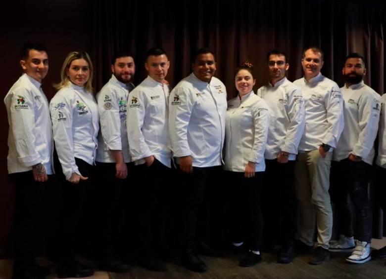 Dálida Velilla, Carlos Pájaro, Valentina Ortiz, Marlon Medina, Dominique Oudin, Santiago Alarcón, Juan Manuel Forero, Daniel Sánchez, Andrés Ahumada y Axel Valencia aplicaron su conocimiento y disciplina para dejar el nombre del país en alto. Foto: CORTESÍA. 