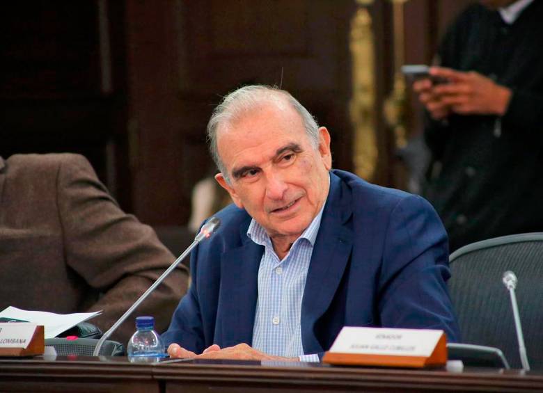 El senador Humberto de la Calle asegura que el guerrillero Iván Márquez ya tuvo dos oportunidades de hacer la paz. FOTO: Cortesía prensa Humberto de la Calle