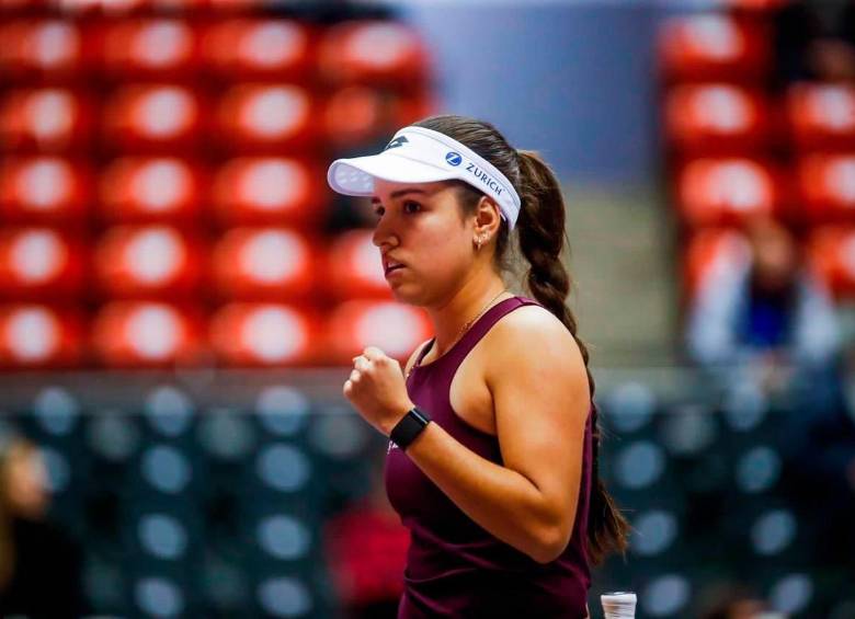 Camila Osorio dejó a un lado su eliminación del Abierto de Australia y avanzó a octavos de la WTA 250 de Lyon. FOTO WTA 250 - Lyon Open