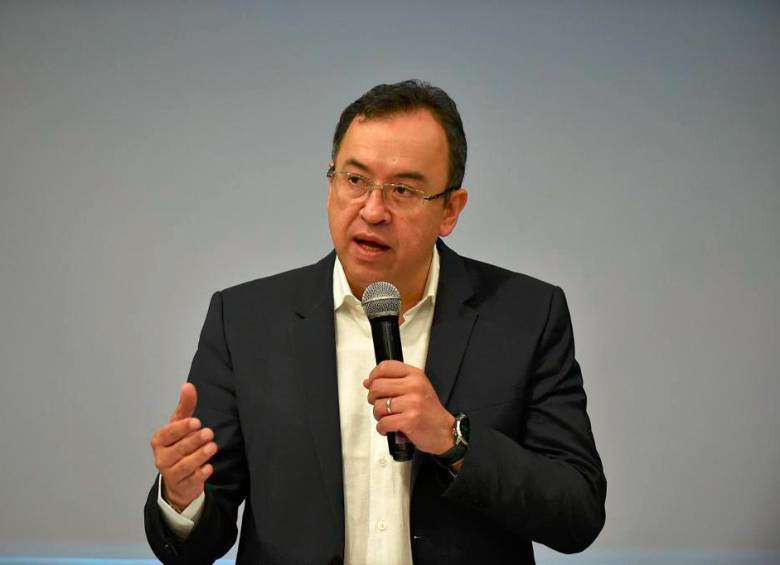 El ministro Alfonso Prada aseguró que las liberaciones de los jóvenes de la primera línea no son un indulto. FOTO: Cortesía Ministerio del Interior