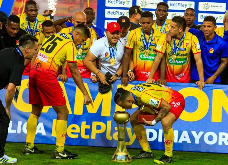 El Deportivo Pereira, último campeón del fútbol colombiano, es de los equipos que tendrá la responsabilidad este año de mejorar la imagen de la Liga local a nivel internacional. FOTO manuel saldarriaga
