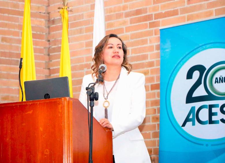 La ministra de Salud, Carolina Corcho, confirmó un acuerdo de cooperación con Japón para la donación de vacunas contra la viruela símica. FOTO: Cortesía Ministerio de Salud