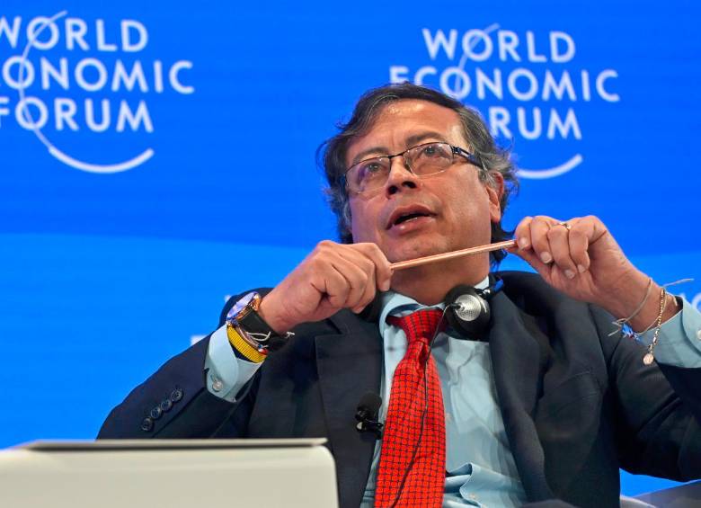 El presidente Gustavo Petro le dijo a su par de Guatemala, Alejandro Giammattei, que el “ministro de Defensa se respeta”. FOTO: Cortesía Presidencia