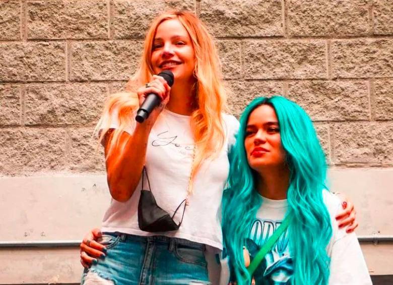 ¡Para las bichotas!: Karol G y Johana Bahamón anunciaron que darán becas a mujeres privadas de la libertad 