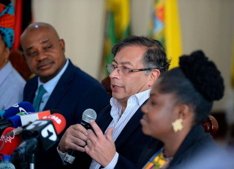 El presidente electo, Gustavo Petro –apoyado por su vicepresidenta, Francia Márquez, y su designado embajador en Washington, Luis Gilberto Murillo–, planteó desde la campaña ejecutar una ruta de sometimiento colectivo para grupos ilegales.