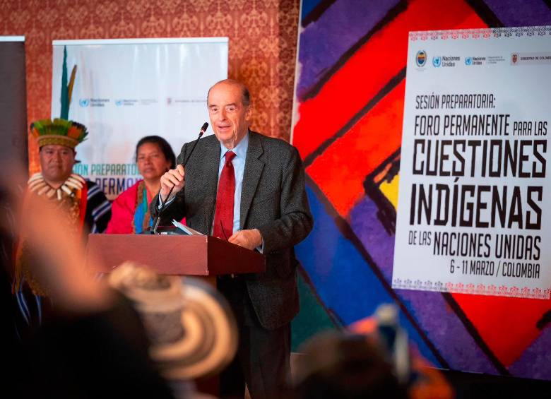 El canciller, Álvaro Leyva, no llegó a una cita en la Comisión Segunda del Congreso. FOTOS: Cortesía Cancillería