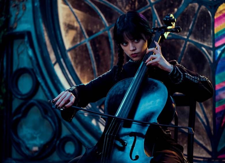 Jenna Ortega seguirá como Merlina Addams en la segunda temporada de la serie. FOTO: CORTESÍA