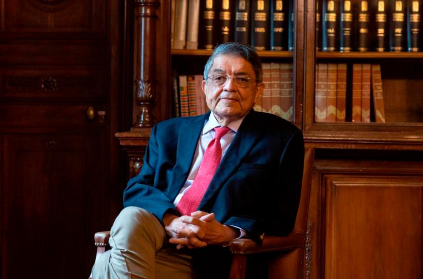 El escritor estuvo en el exilio y fue Premio Cervantes 2017. FOTO GETTY