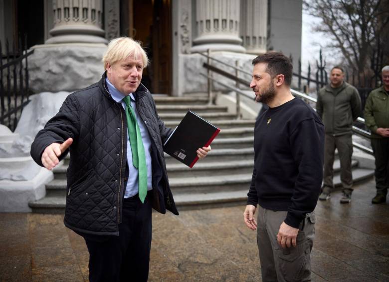 Johnson visitó Ucrania tres veces como jefe de Gobierno britanico. FOTO: EFE