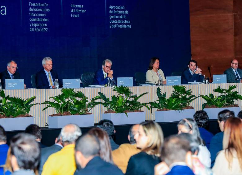 Así fue como Sura le ganó el pulso a Gilinski y podrá elegir junta en Nutresa