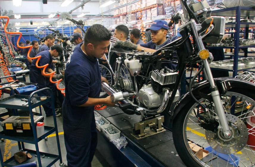 La empresa, ensamblando motos en Colombia, rebajó los costos e hizo que acceder a una motocicleta fuera posible para muchas personas. FOTO el colombiano