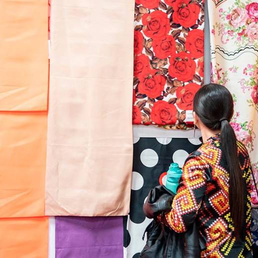 A través de la proveeduría de insumos, telas, maquinaria y servicios transversales, Createx soluciona las necesidades de la industria textil colombiana. 