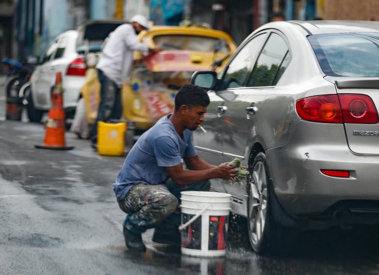 A nivel nacional, la población ocupada llegó a 22,5 millones, lo que significa que hubo 1 millón de puestos de trabajo más que en el mismo periodo del año anterior, cuando el dato fue de 21,5 millones. . Foto: Manuel Saldarriaga Quintero