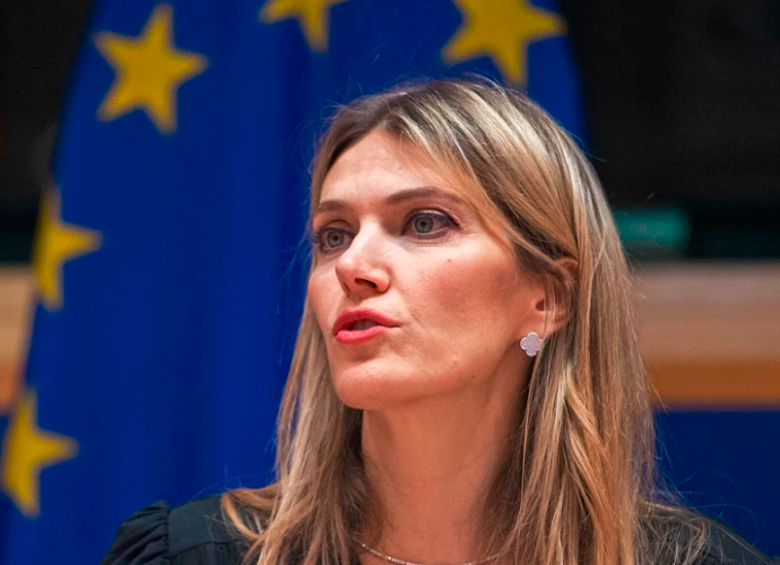 ¿Cuánto dinero le fue hallado a la eurodiputada acusada de soborno de Qatar? 
