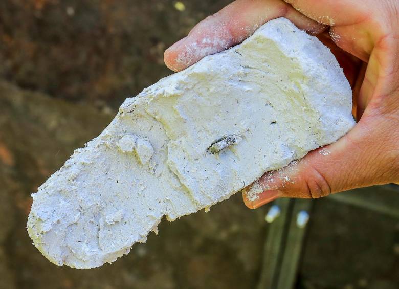 Girardota produce bolsas y baldosas a punta de aire contaminado