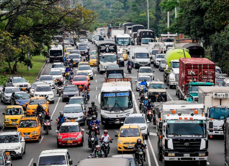 En la mayor parte de las vías de Medellín se reporta una movilidad fluida este jueves. FOTO: ARCHIVO EL COLOMBIANO