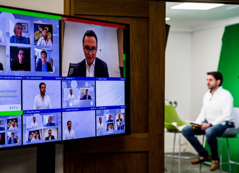 Entre los demás participantes del foro estuvieron Erick Tobón, presidente de Colombia Fintech; Camilo Villa, CEO de Sparklife. y Maximiliano Hinz, director de Binance Latam. FOTO julio césar herrera