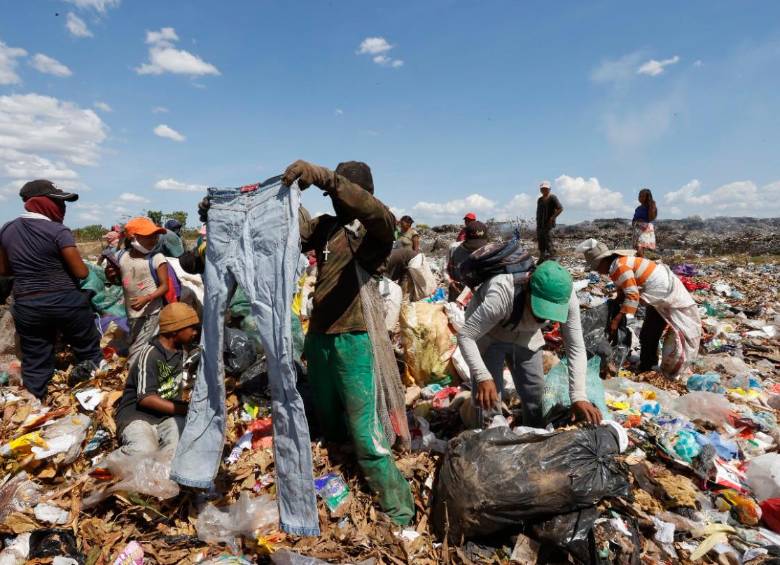 Al menos 4.000 indígenas enfrentan la grave crisis humanitaria. FOTO EFE