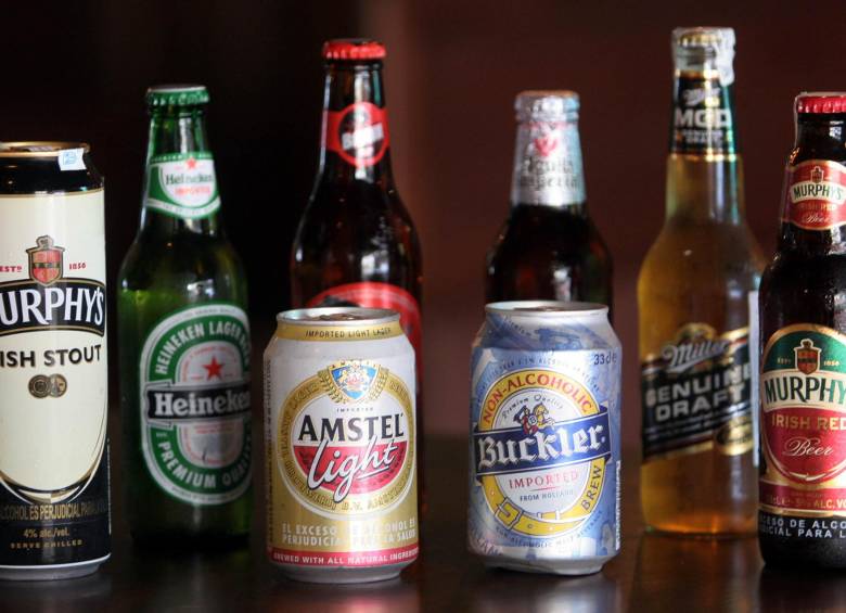 La idea de crear la cerveza en polvo nace en una empresa en Alemania. FOTO: Archivo EC-Hernan Vanegas