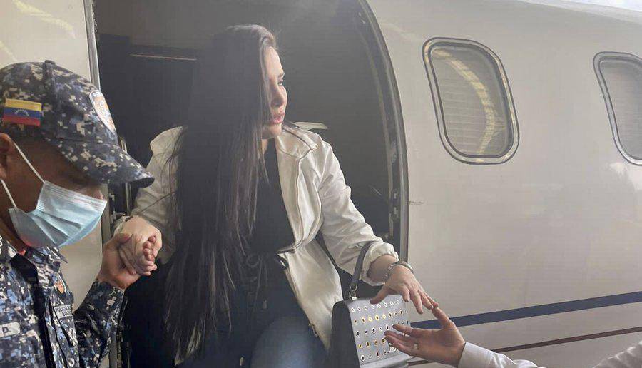 Aída Merlano fue deportada de Venezuela en la mañana de este viernes y llegó a Colombia al medio día. FOTO: cortesía