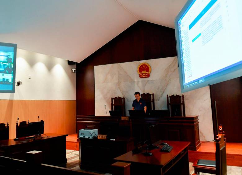 La justicia colombiana comienza a abrirse al mundo de la Inteligencia Artificial pero todavía no existe una alfabetización apropiada sobre el uso de las tecnologías de la información para la toma de decisiones. Si bien hay una sentencia que permite la aplicación de esas herramientas, aún no se ha alfabetizado al respecto FOTOGetty