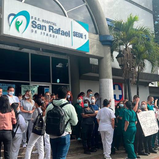 Los trabajadores hicieron la manifestación en la mañana de este jueves. FOTO Cortesía