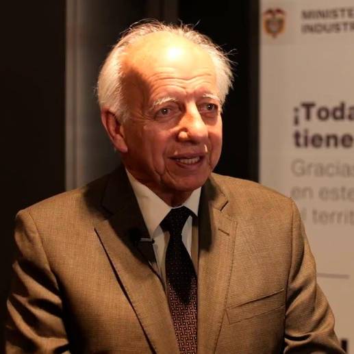 El ministro encargado de Cultura es uno de los formadores de músicos más destacados de Colombia. FOTO: CORTESÍA 