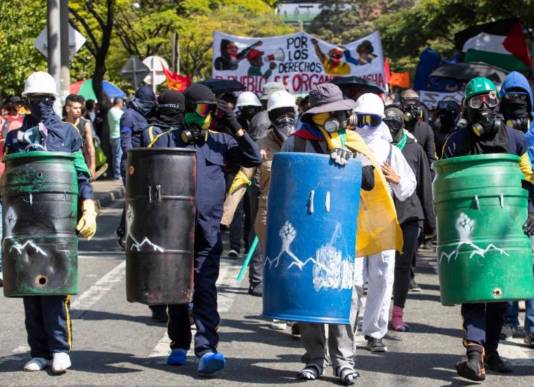 Más de 170 integrantes de la Primera Línea están presos por delitos ocurridos en el marco de las protestas. FOTO Manuel Saldarriaga