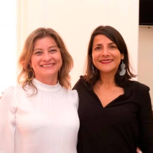 Clara Guatame, saliente presidenta de la Agencia Nacional de Hidrocarburos, e Irene Vélez, ministra de Minas y Energía, el día de la posesión de la primera, el pasado 25 de noviembre. FOTO Cortesía