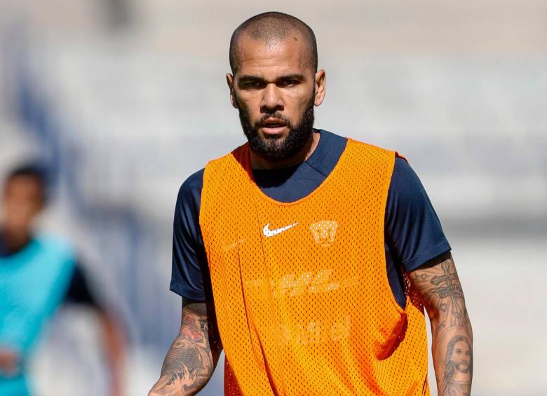 Alves, de 39 años, fue detenido este viernes en Barcelona y, tras prestar declaración. FOTO EFE