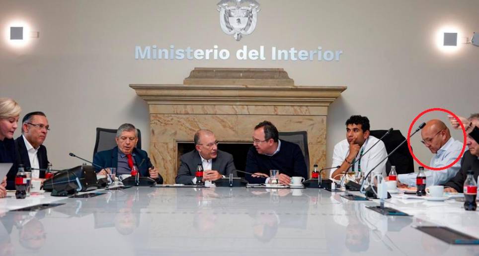 La reunión que discutió 20 puntos de la reforma a la salud tuvo lugar en el Ministerio del Interior. FOTO: CORTESÍA @RoyBarreras