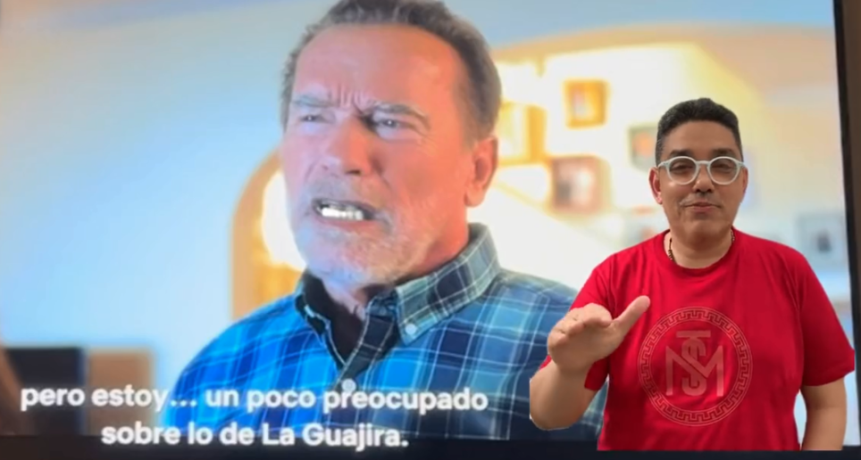 “Yo sí creo que aquí no somos peligrosos, que nuestro departamento no es peligroso” esta fue la respuesta del funcionario a la escena de la serie Fubar. FOTO: Twitter @Jaime_Lacouture