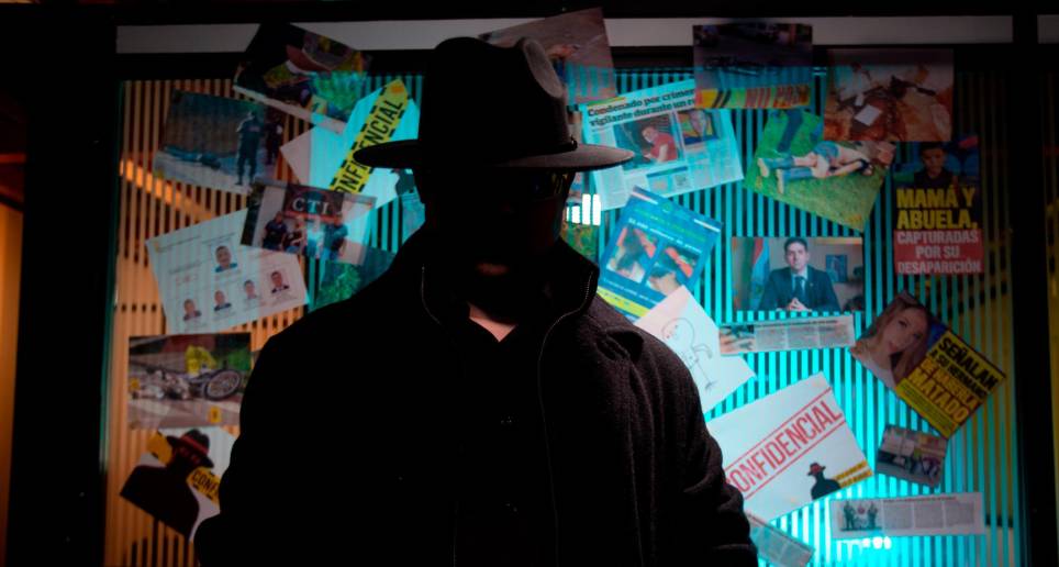 Revelaciones del Bajo Mundo es un podcast de El Colombiano que produce crónicas periodísticas sobre los hechos más impactantes de la criminalidad. FOTO: WILLIAM SANTAMARÍA.